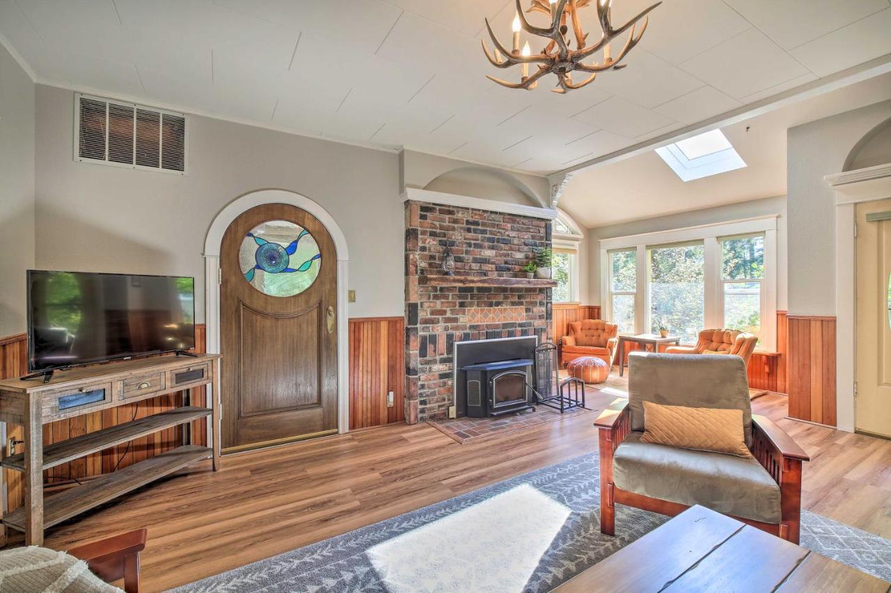Cozy Black Bear Retreat By Mount Rainier! أشفورد المظهر الخارجي الصورة