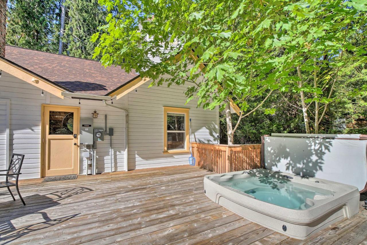 Cozy Black Bear Retreat By Mount Rainier! أشفورد المظهر الخارجي الصورة